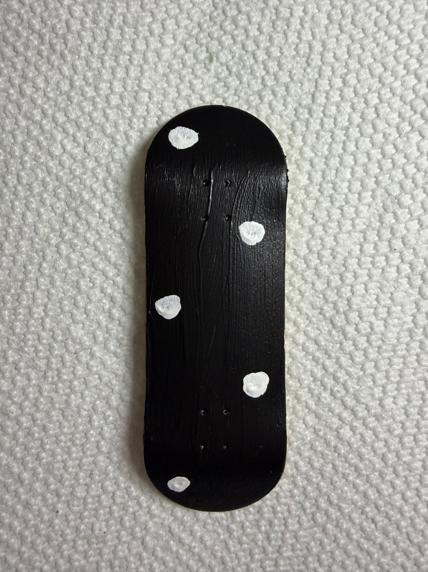32MM POLKA DOT FINGER SKATEBOARD