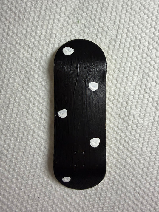 32MM POLKA DOT FINGER SKATEBOARD